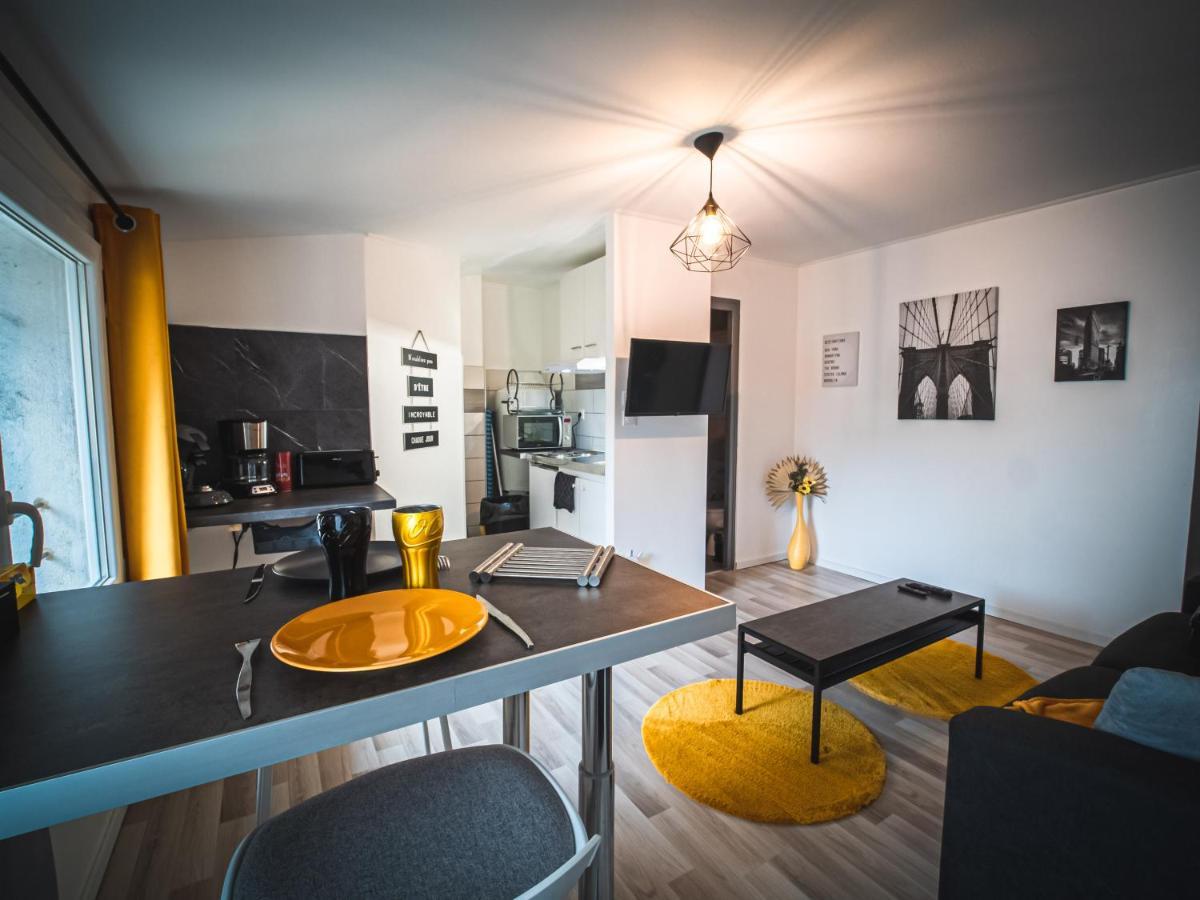Le P'Tit Jeanne D'Arc Logements Insolites Nancy Exterior foto